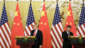 Китай введет ответные пошлины для тысяч товаров из США